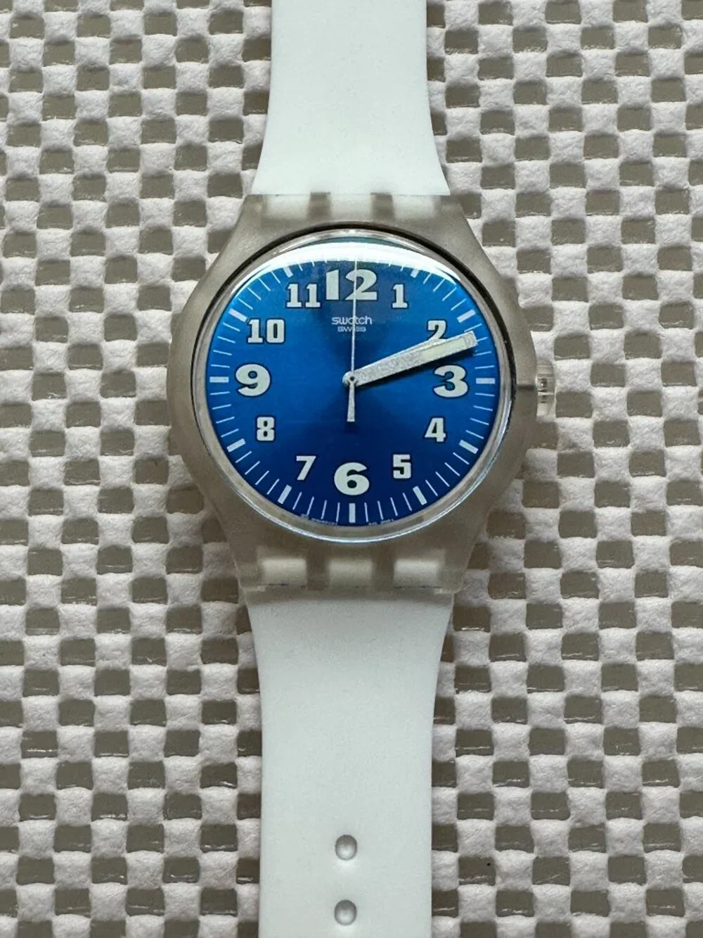 Swatch Watch Ocean Ripple SUDK103 Vintage 2001